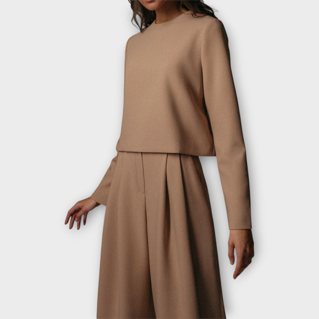 Set cu Simplitate Elegantă și Stil Clasic