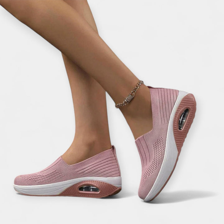 Îmbrăcăminte confortabilă și ușoară