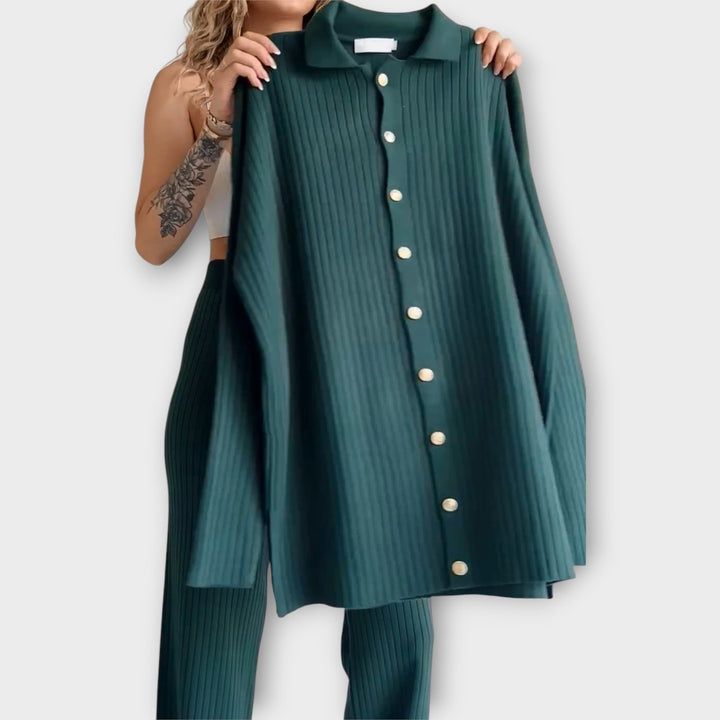 Set cu bilele fine și linie elegantă