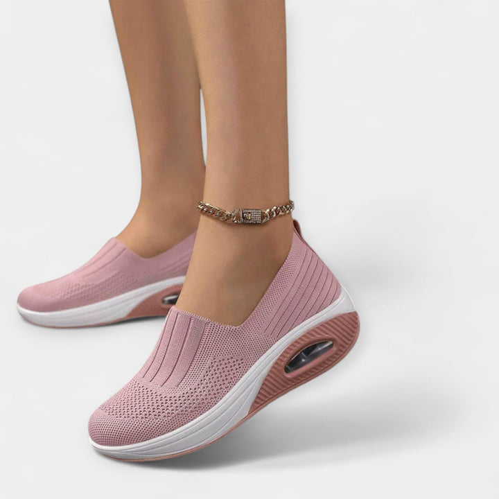 Îmbrăcăminte confortabilă și ușoară