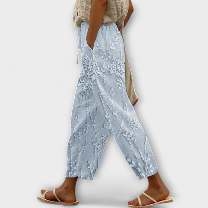 Zoey - Pantaloni imprimați cu model de frunze de viță