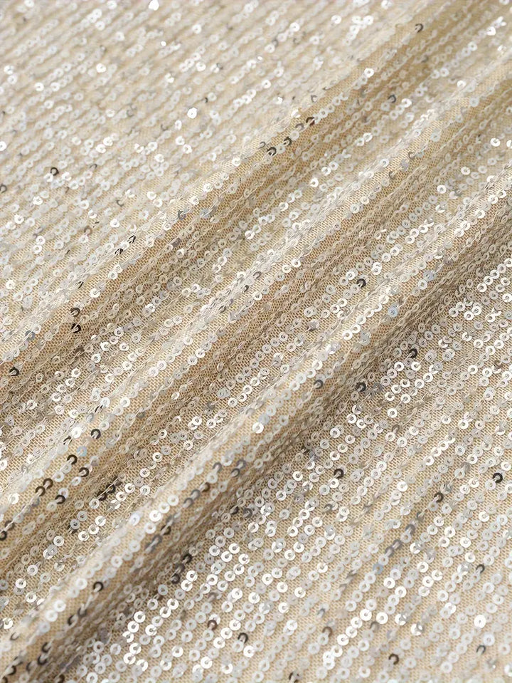 Rochie de petrecere cu paiete și contrast