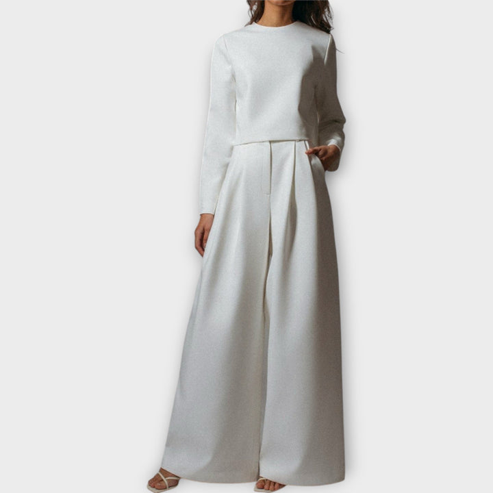 Set cu Simplitate Elegantă și Stil Clasic