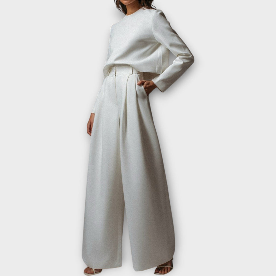 Set cu Simplitate Elegantă și Stil Clasic