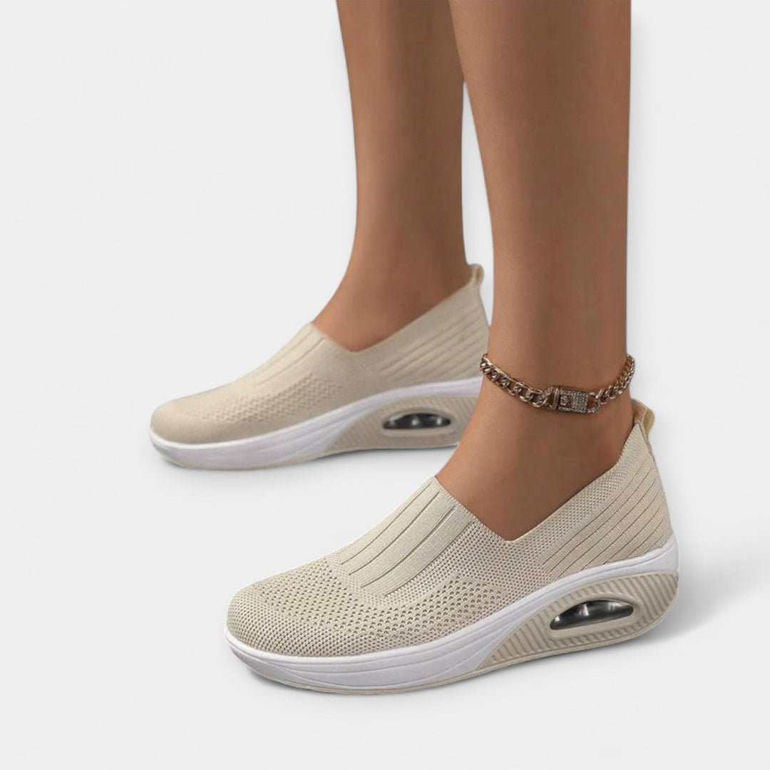 Îmbrăcăminte confortabilă și ușoară