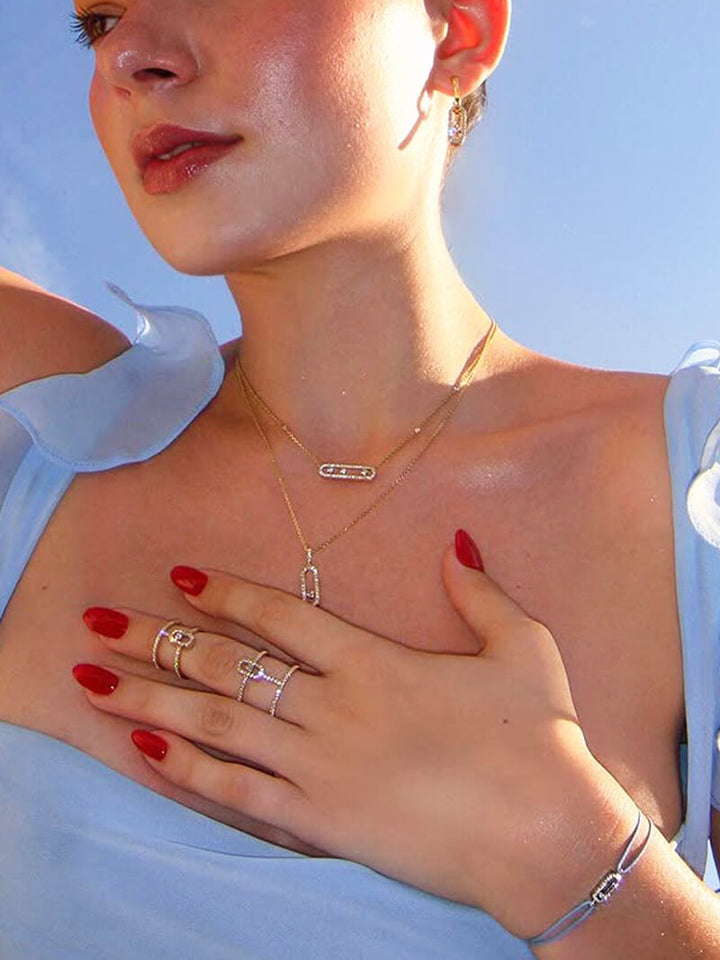 Ana - Colier cu Trei Diamante în Mișcare