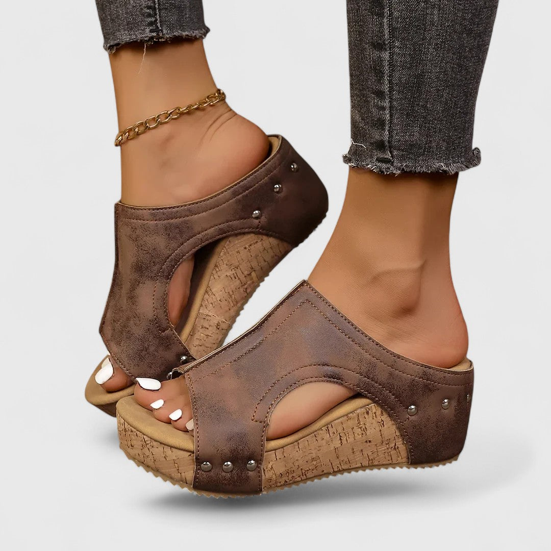 Marigô - Sandale ortopedice cu platformă și design elegant