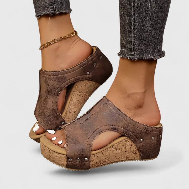 Marigô - Sandale ortopedice cu platformă și design elegant