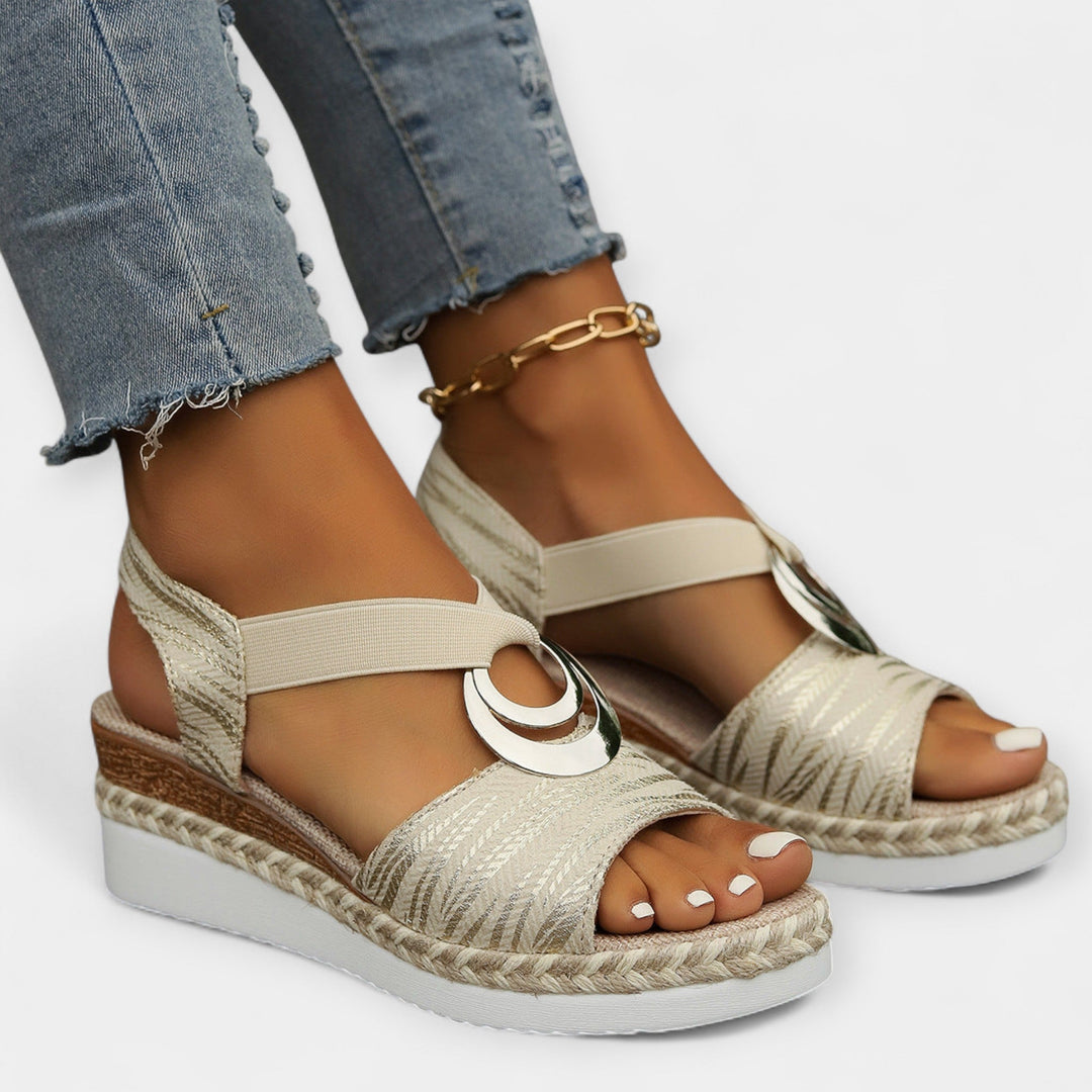 Sandale romane tricotate