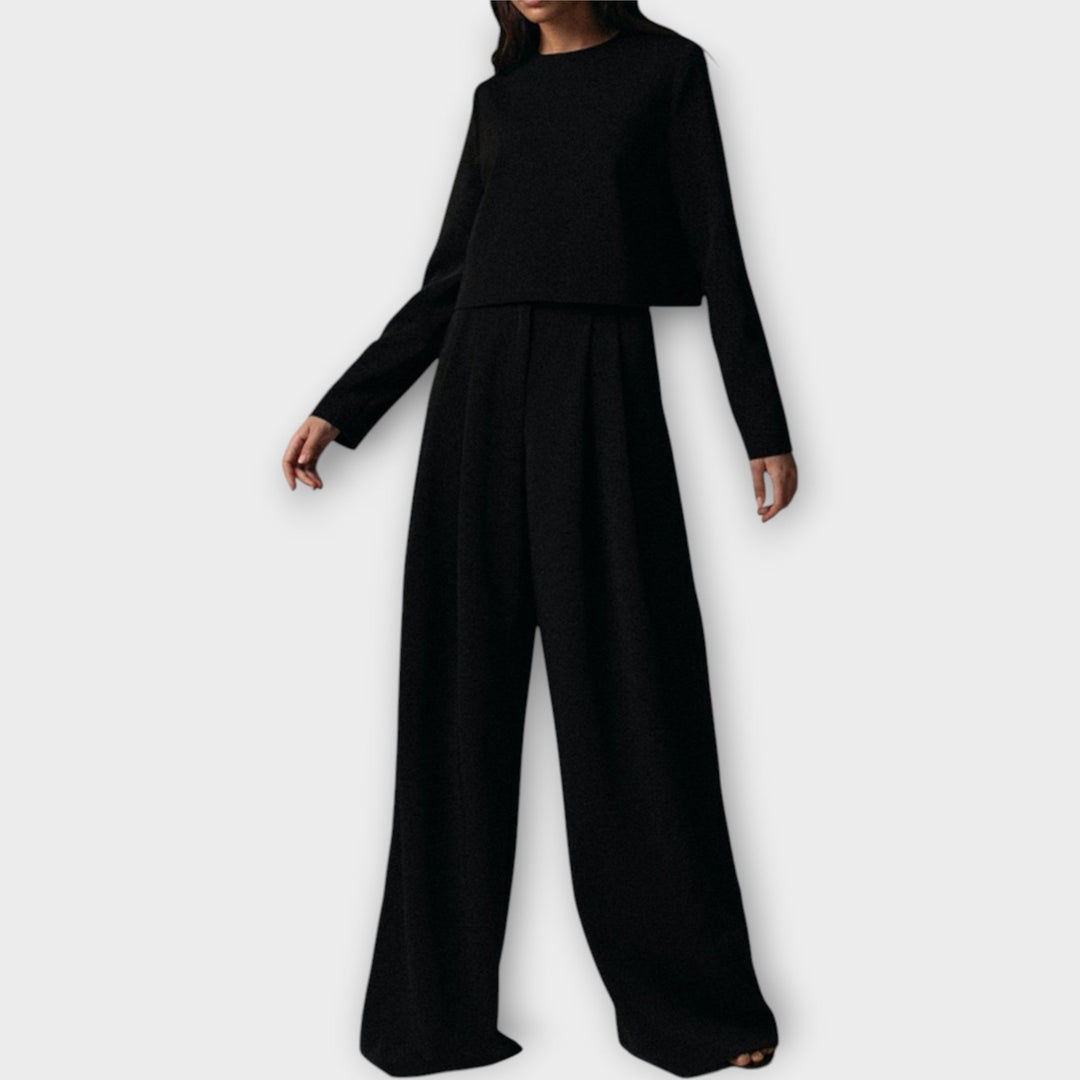 Set cu Simplitate Elegantă și Stil Clasic