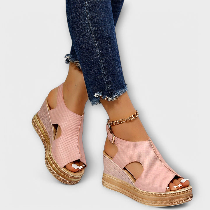 Rosalie - Sandale ortopedice inovatoare