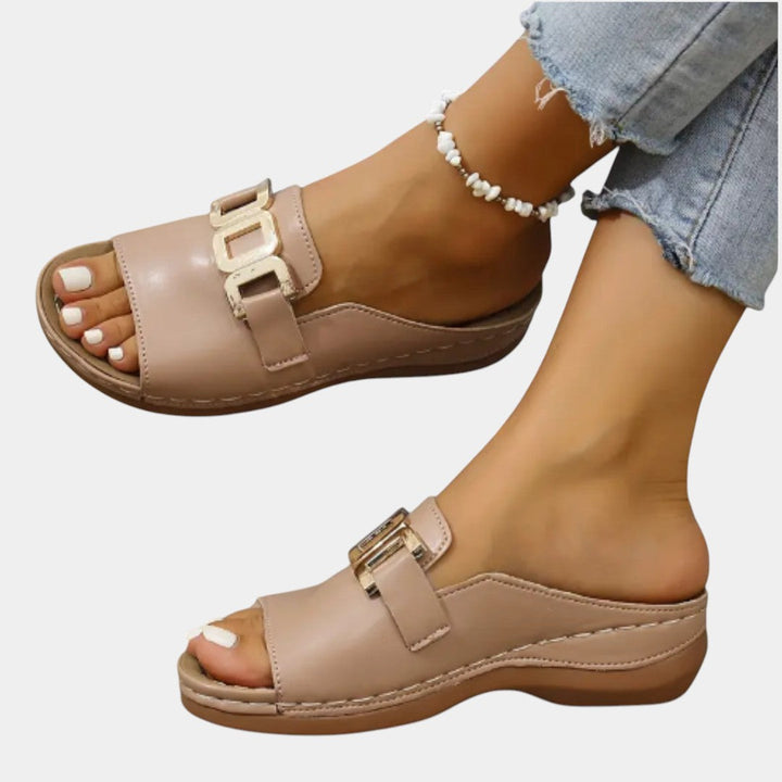 Alexia - sandale ortopedice cu stil modern și confort absolut