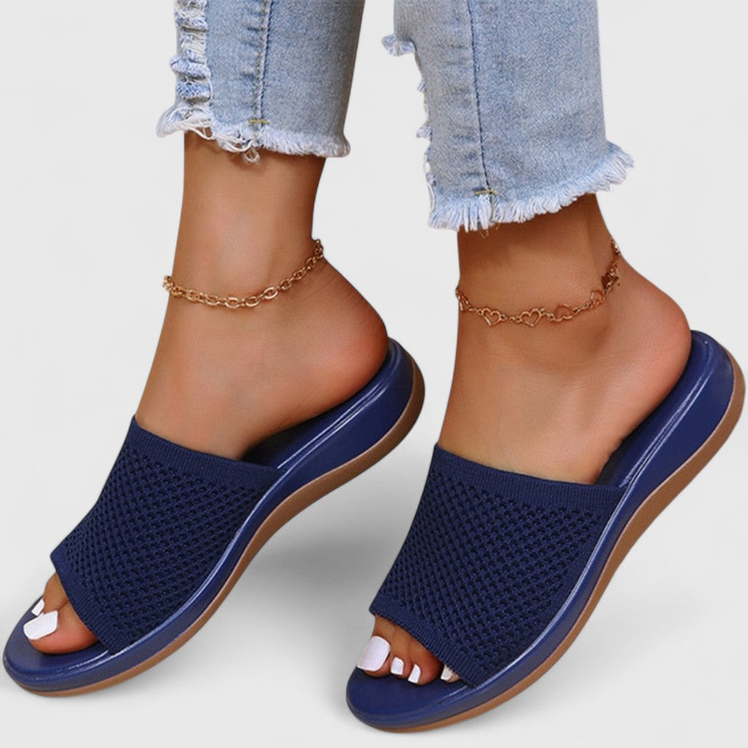 Stăpâna - Papuci feminini cu aplicație respirabilă și ortopedică